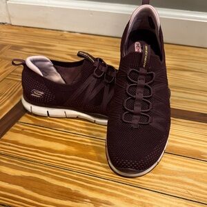 Skechers Women's Burgundy Sneakers